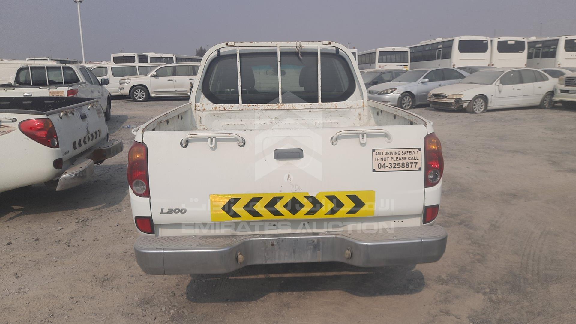 2013 MITSUBISHI L 200 VIN: MMBJNKA50DD029452