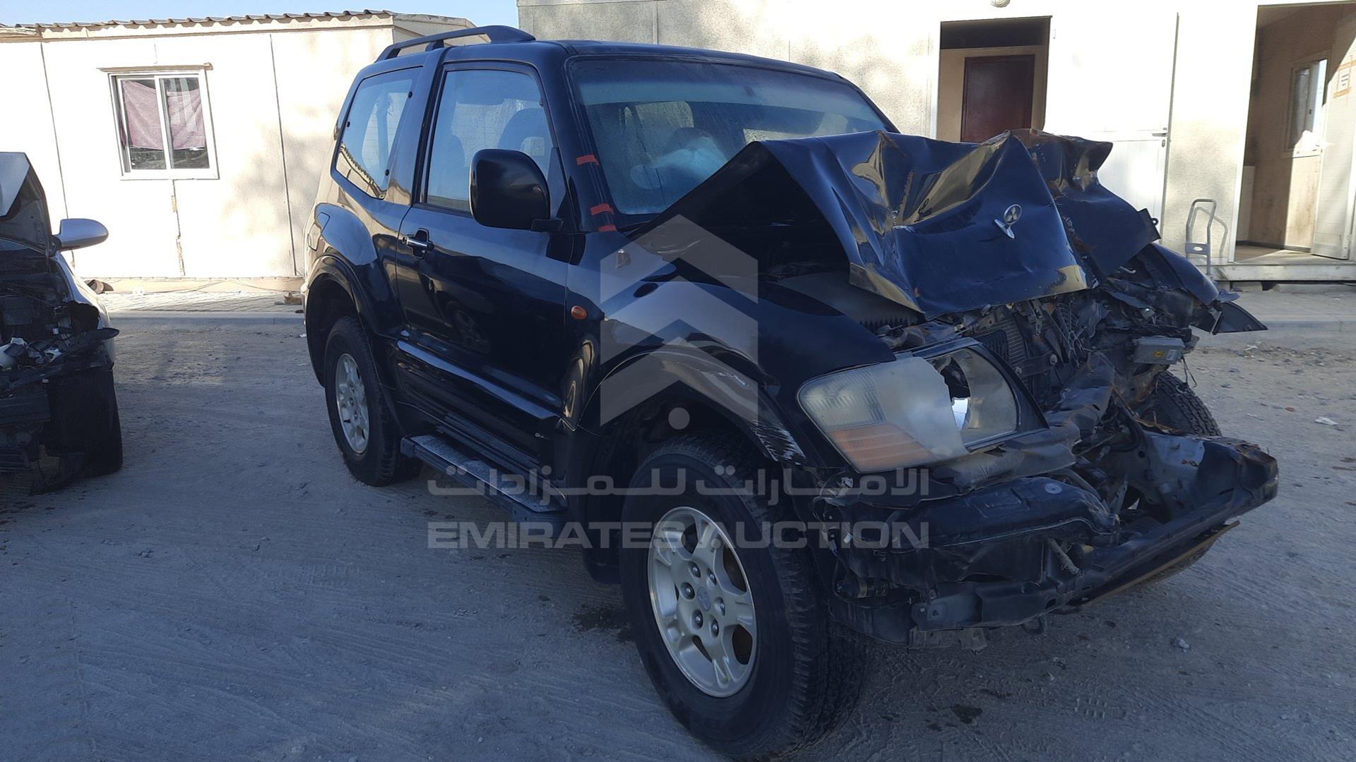 2002 MITSUBISHI PAJERO VIN: JMYMYV65W2J709013