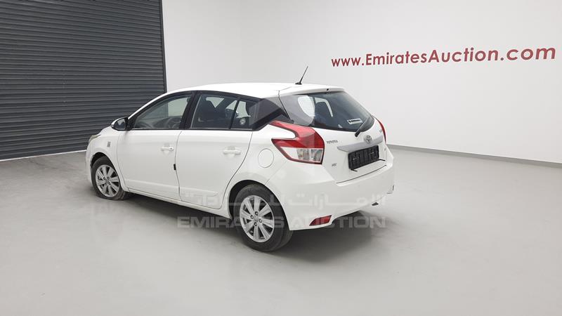 MR2KT9F37F1131766 Auction: EmiratesAuction Lot: 404945 MR2KT9F37F1131766 Toyota Yaris 2015 WHITE Photo 7