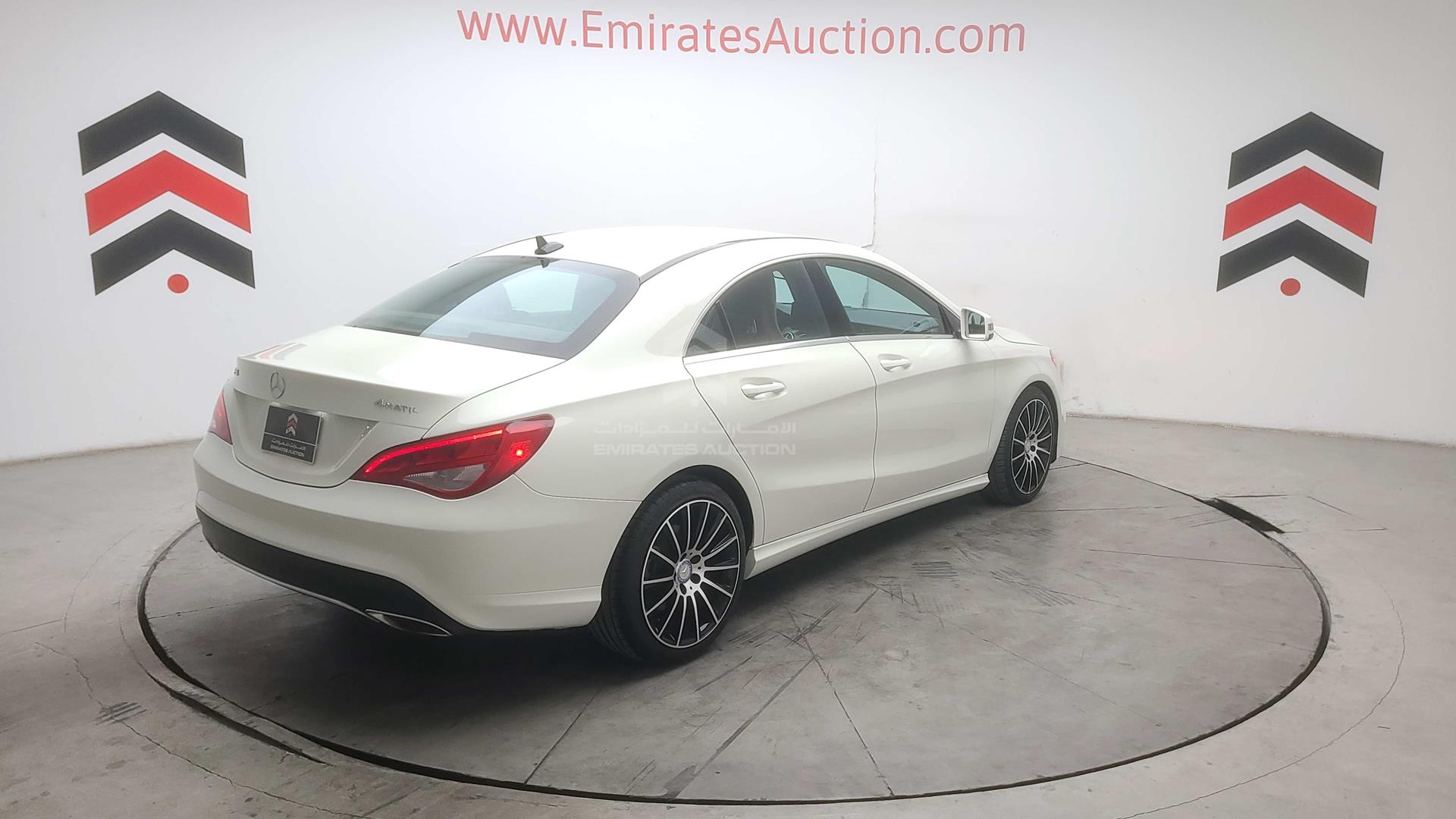2018 MERCEDES CLA 250 VIN: WDDSJ4EB8JN614912