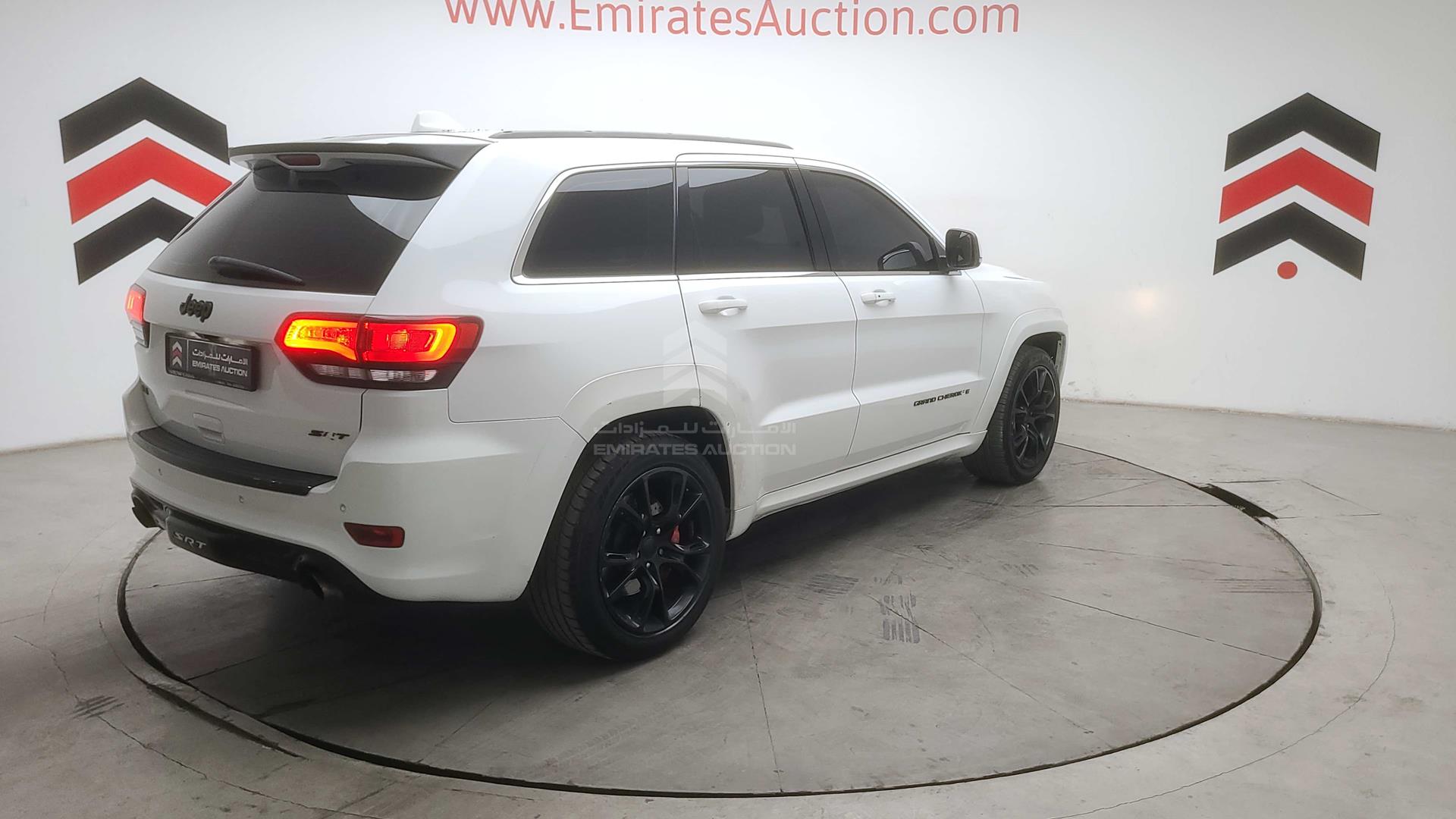 2014 JEEP GRAND CHEROKEE SRT-8 VIN: 1C4RJFDJ4EC255511