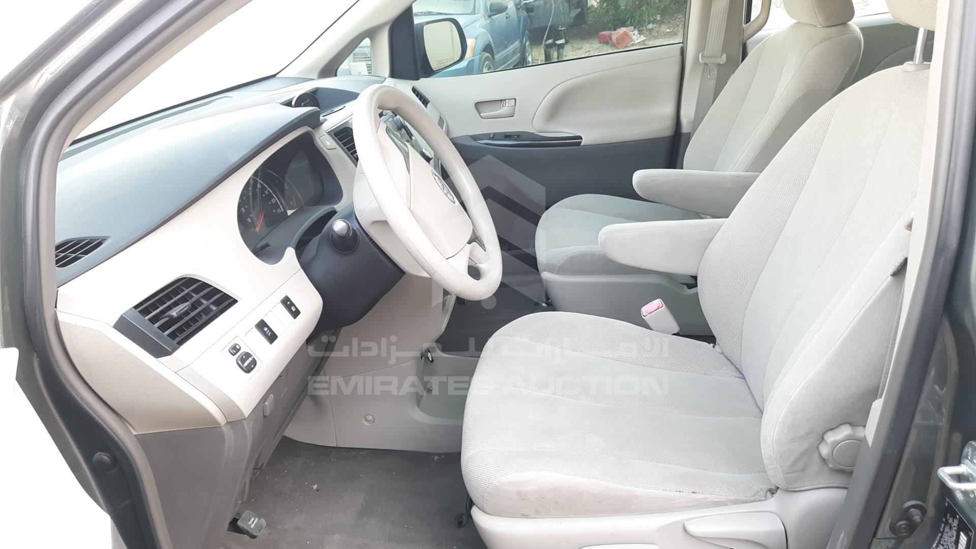 2013 TOYOTA SIENNA VIN: 5TDZK3DCXDS398733