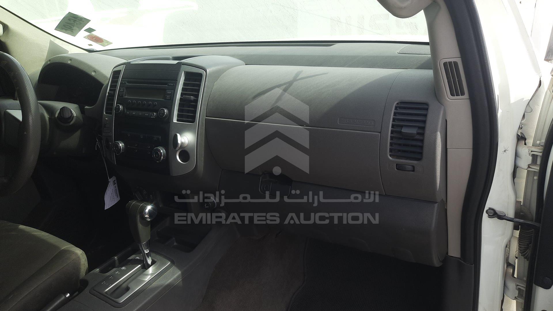 2014 NISSAN XTERRA VIN: 5N1AN0N65EN813083