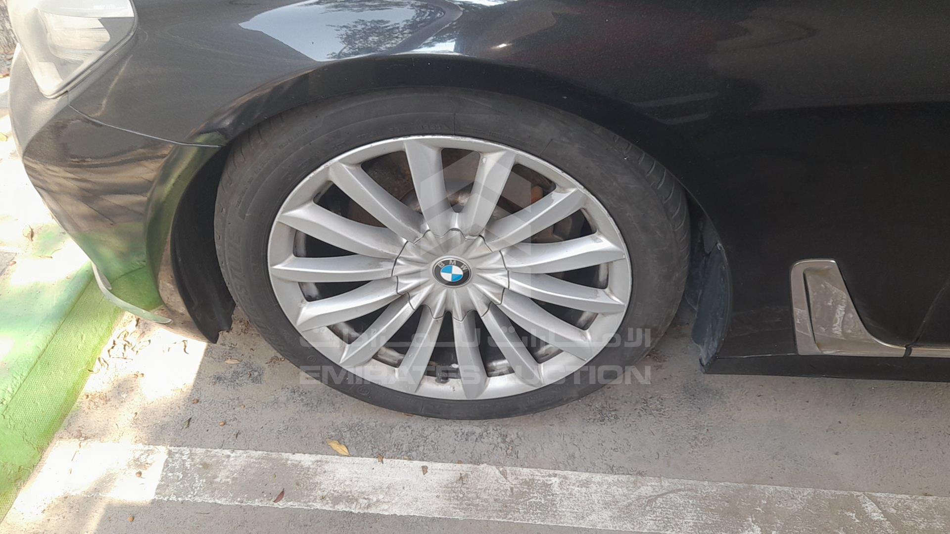 2019 BMW 730 LI VIN: WBA7E0A04KB358883