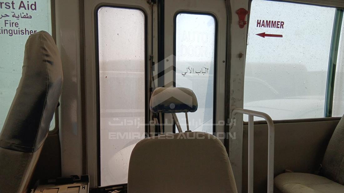 2009 Mitsubishi Rosa — Front Right Door — Photo 21
