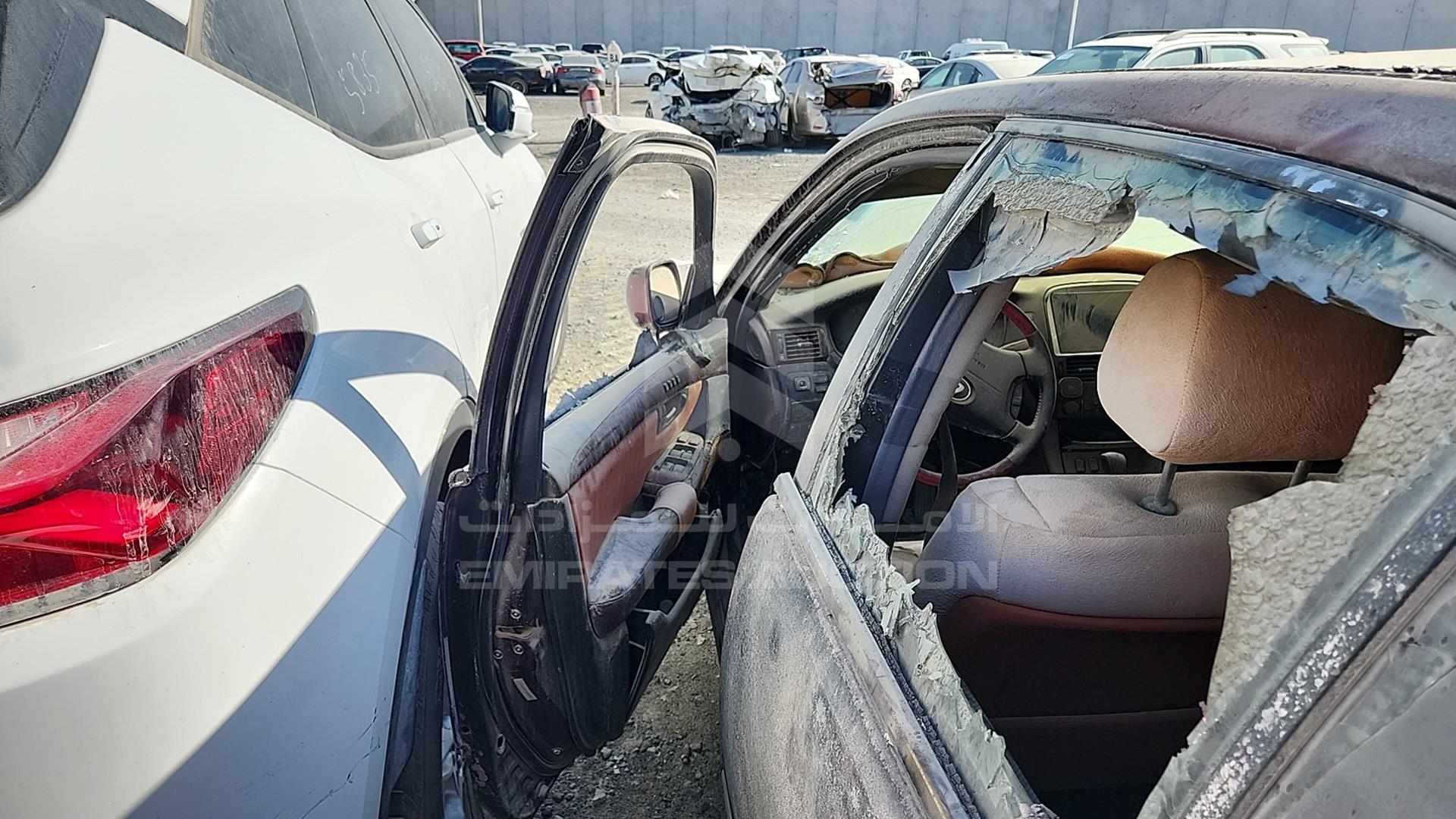 2001 LEXUS LS 430 VIN: JTHBN30F510007414