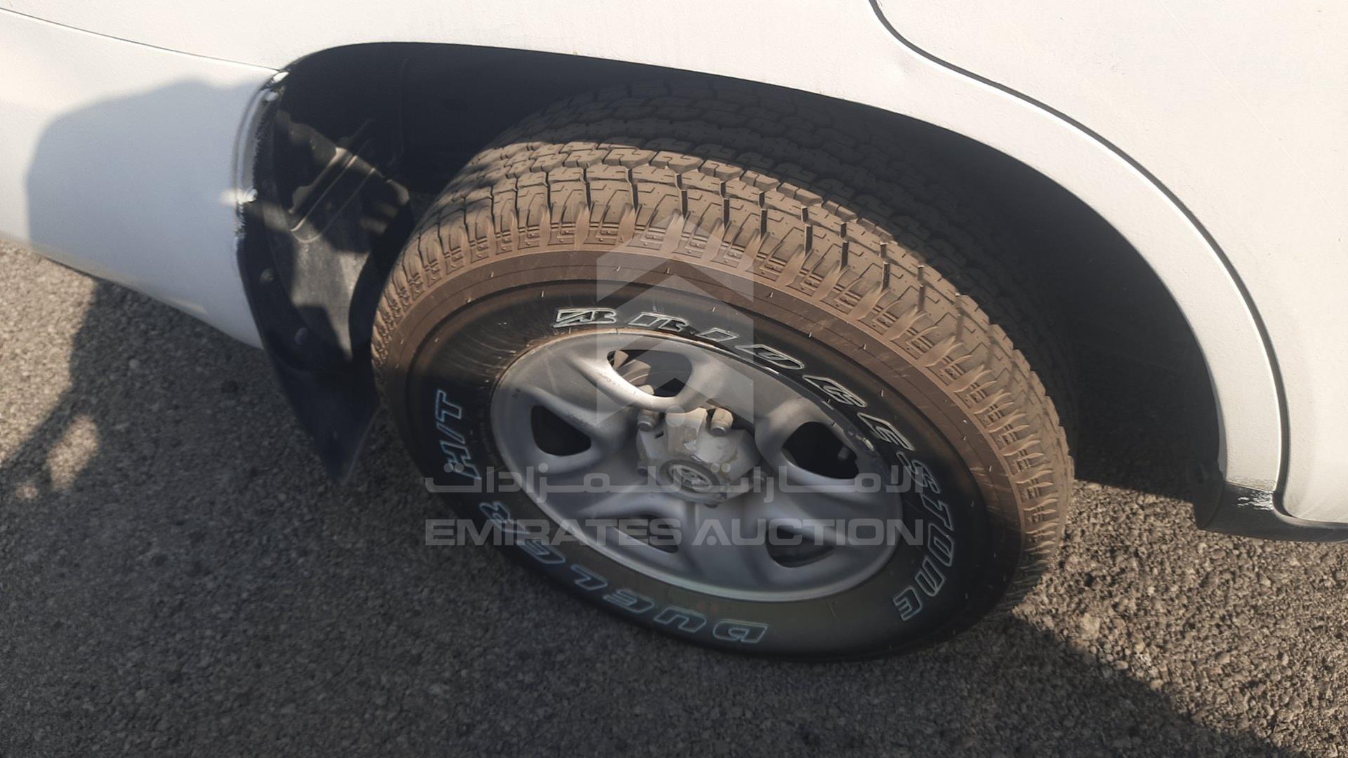 2011 TOYOTA LAND CRUISER VIN: JTMDU09J8B4043403