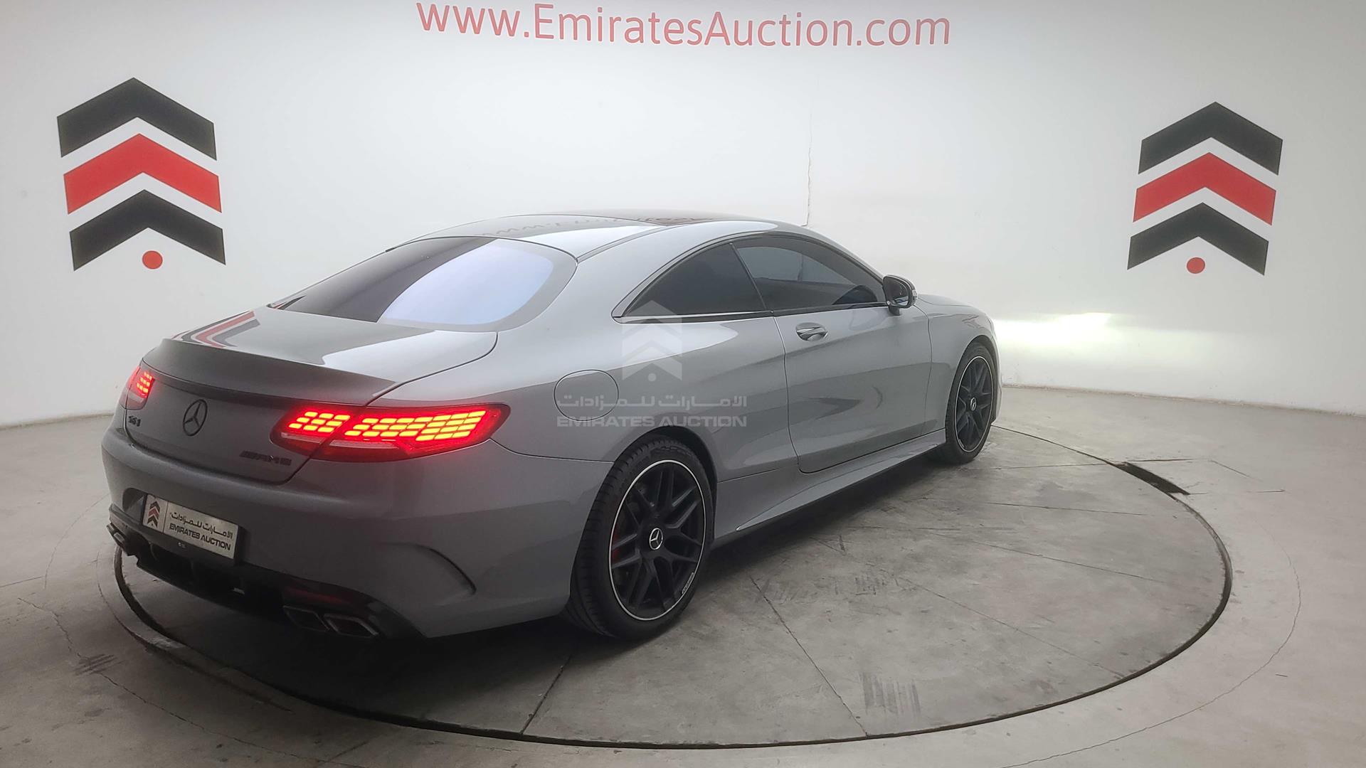 2018 MERCEDES S63 AMG VIN: WDDXJ8JBXJA035530
