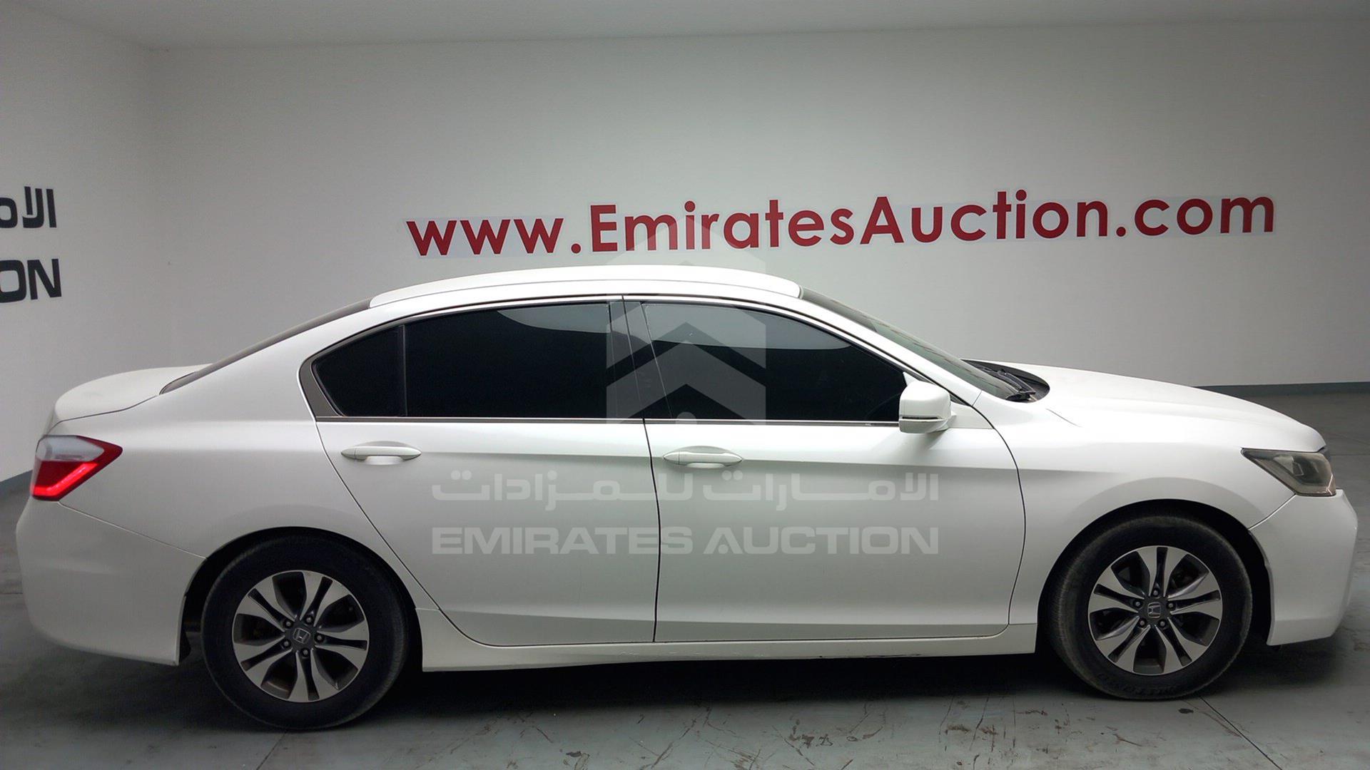 2015 HONDA ACCORD VIN: LUCCR2621F3401728