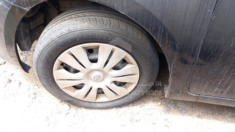 MNTBC2C93E6002165 Auction: EmiratesAuction Lot: 406094 MNTBC2C93E6002165 Nissan Tiida 2014 BLACK Photo 32