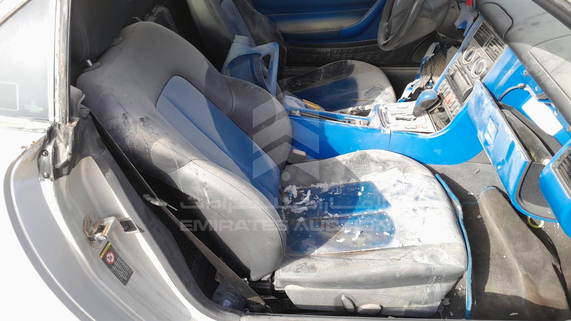 2001 MERCEDES SLK230 VIN: WDBKK49F61F206986