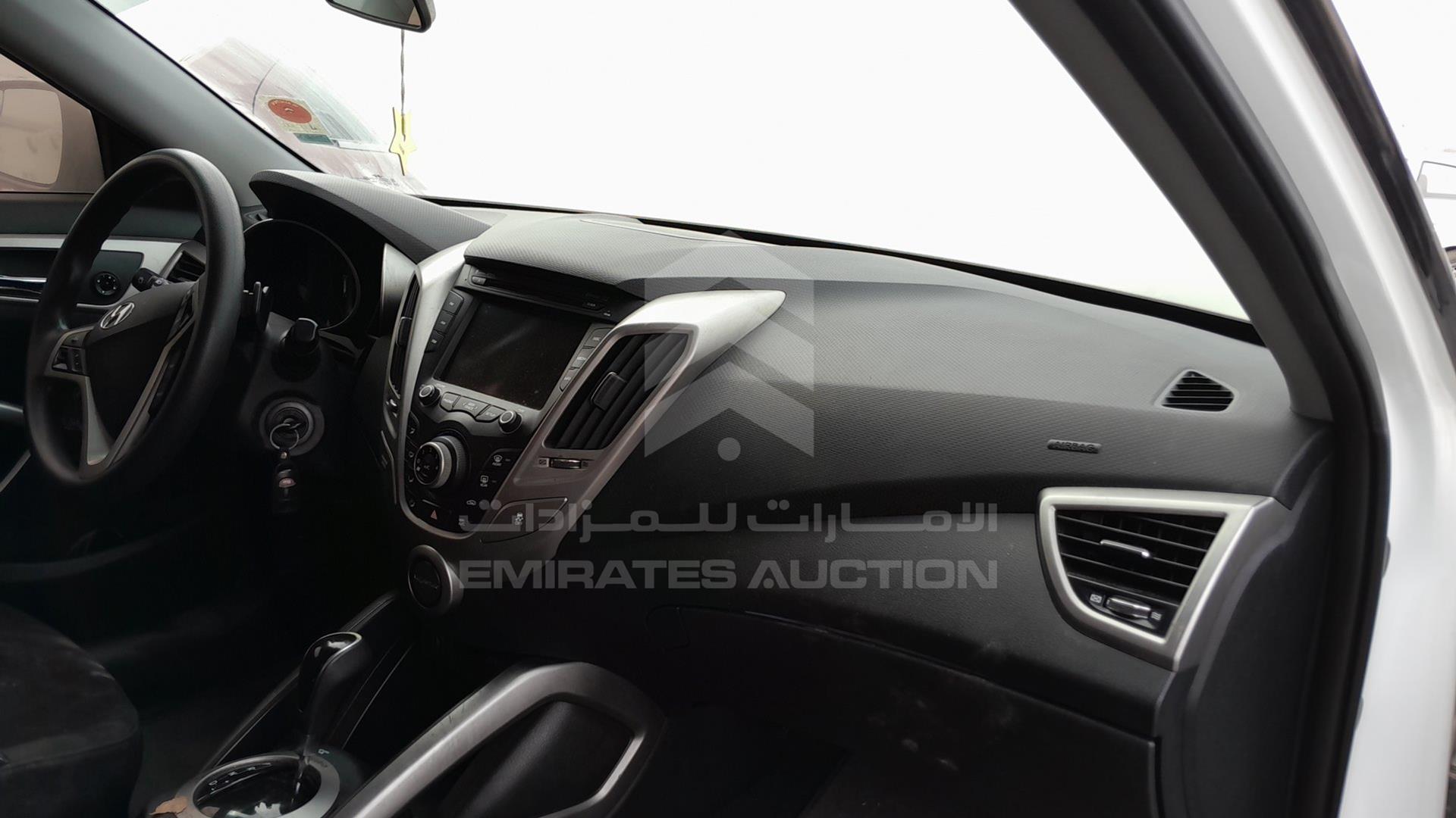 2016 HYUNDAI VELOSTER VIN: KMHTC6AD1GU271110