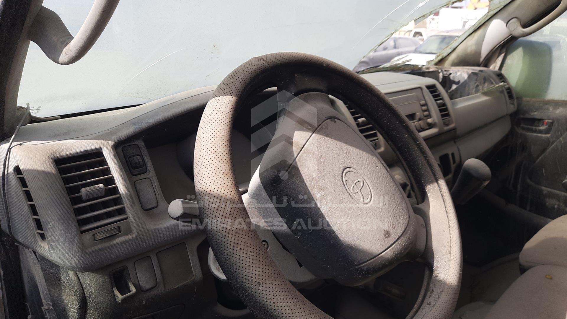 2006 TOYOTA HIACE VIN: JTFHX02PX60005442
