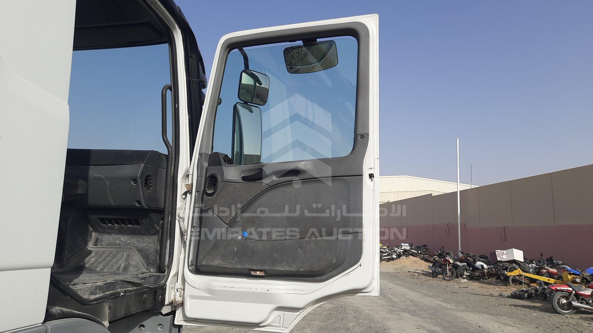 2017 MERCEDES 4141 VIN: WDANHCAA9H0191844