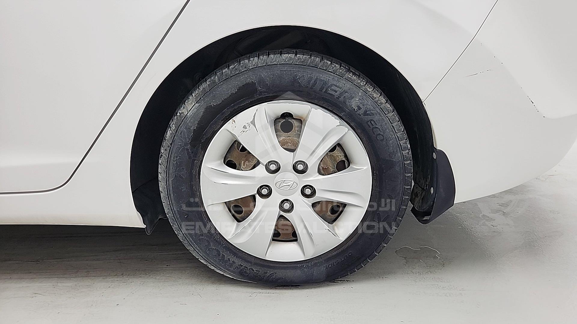 2015 HYUNDAI ELANTRA VIN: KMHDG41C6FU409615