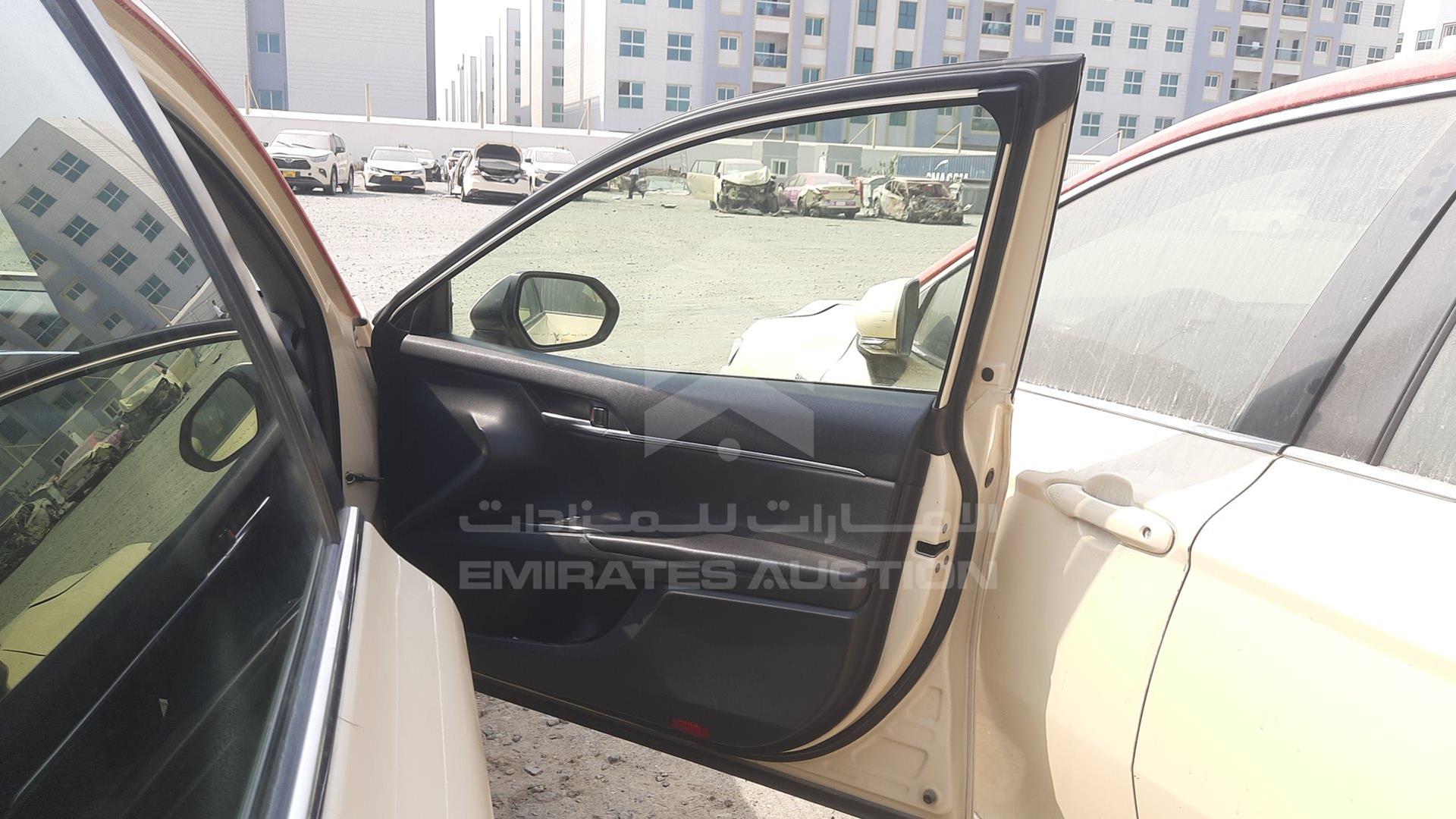 2018 TOYOTA CAMRY VIN: JTNB29HK4J3013391