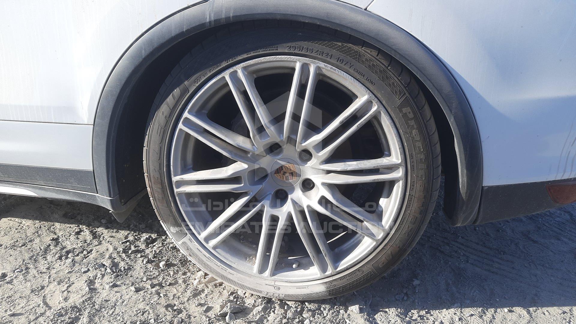 2014 PORSCHE CAYENNE S VIN: WP1ZZZ92ZELA57572
