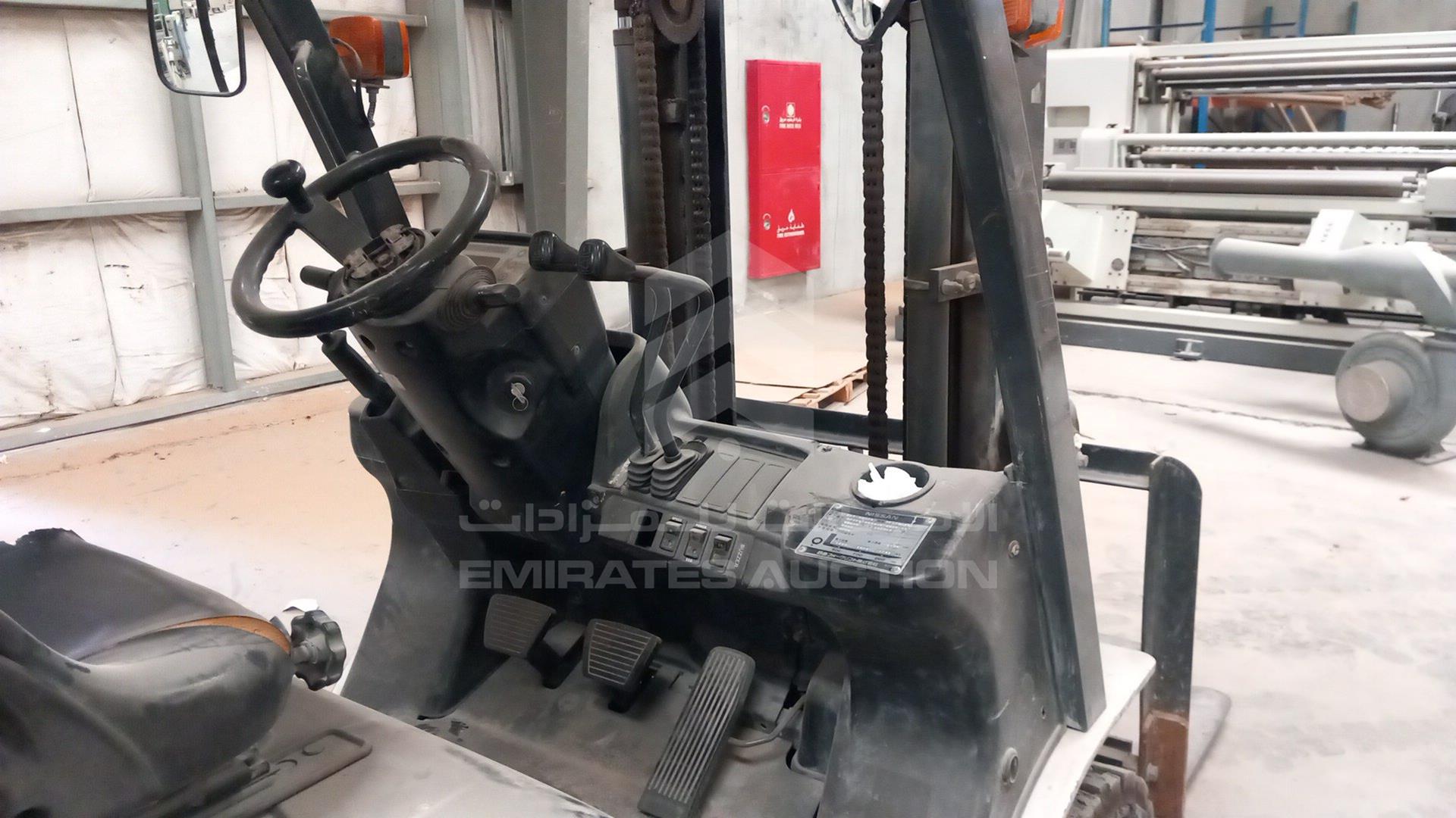 0 NISSAN FORKLIFT VIN: NP1F2-00310