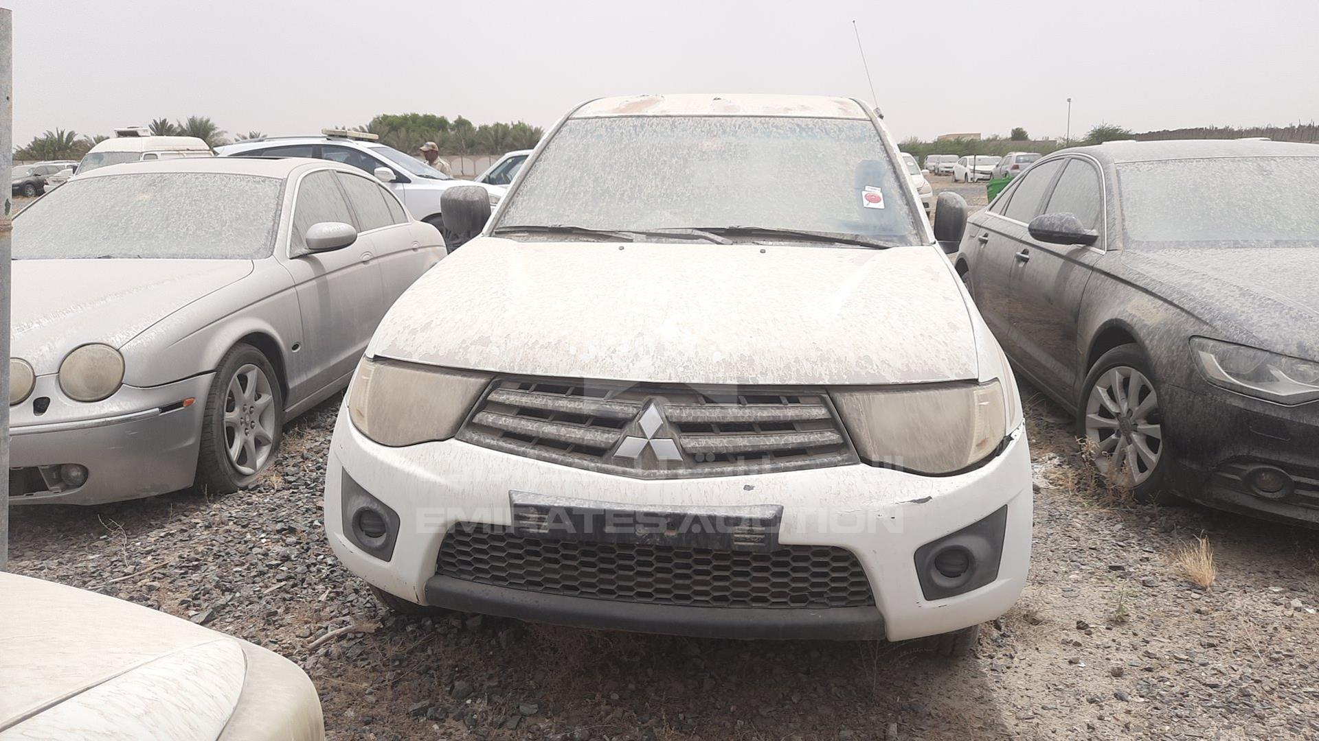 2013 MITSUBISHI L 200 VIN: MMBJNKA50DD016652