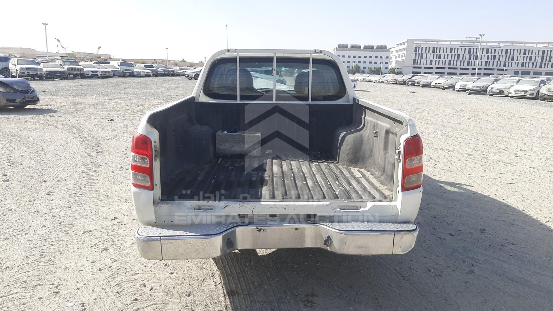 2016 MITSUBISHI L 200 VIN: MMBJNKJ40GH072520
