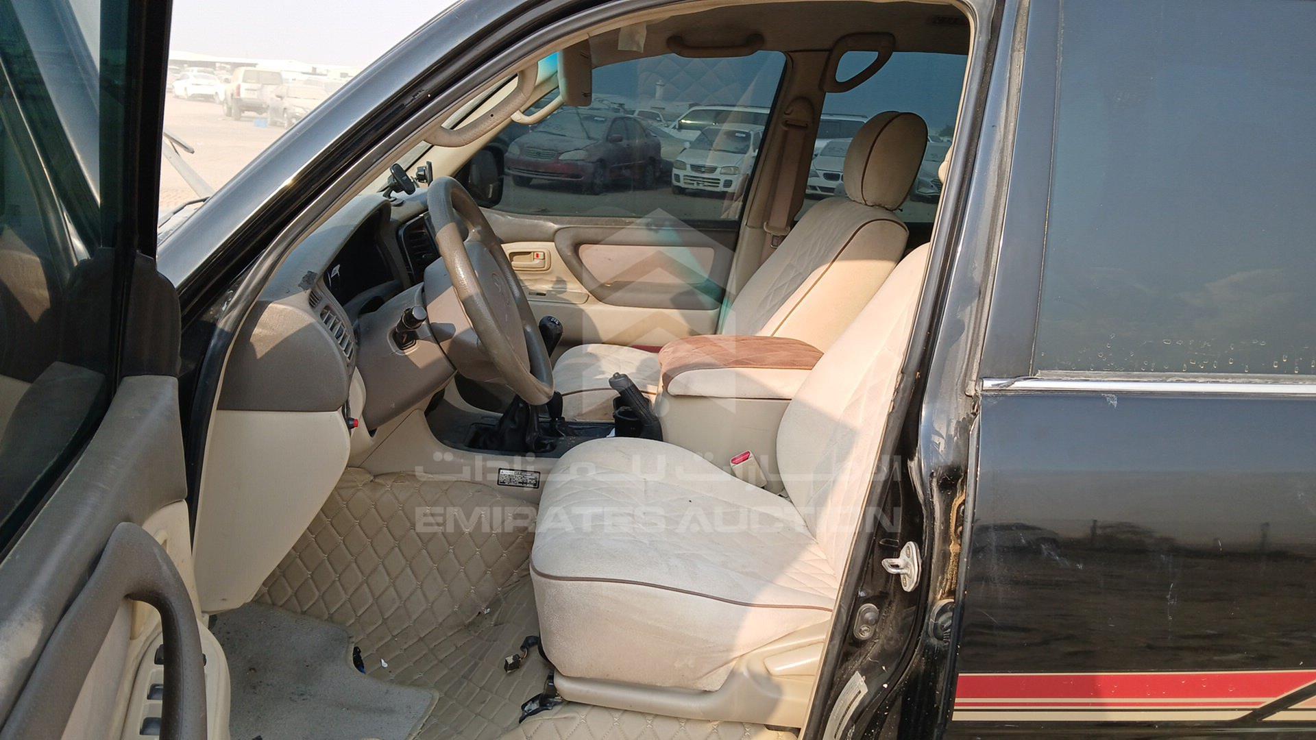 2005 TOYOTA LAND CRUISER VIN: JTEHJ09J755122002