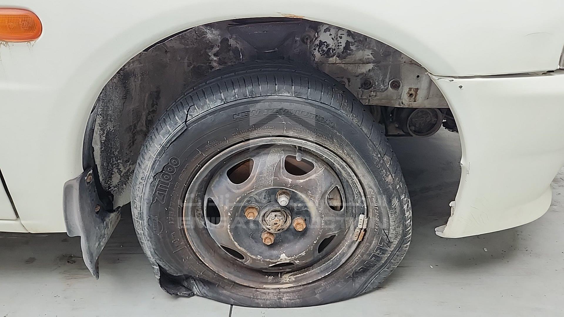 1999 MITSUBISHI LANCER VIN: JMYSRCK1AXU001169
