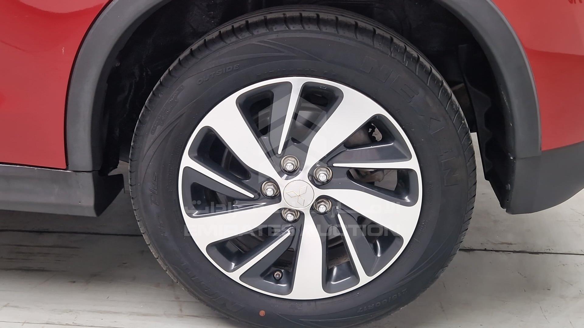 2017 MITSUBISHI ASX VIN: JE4LP21U6HZ700429