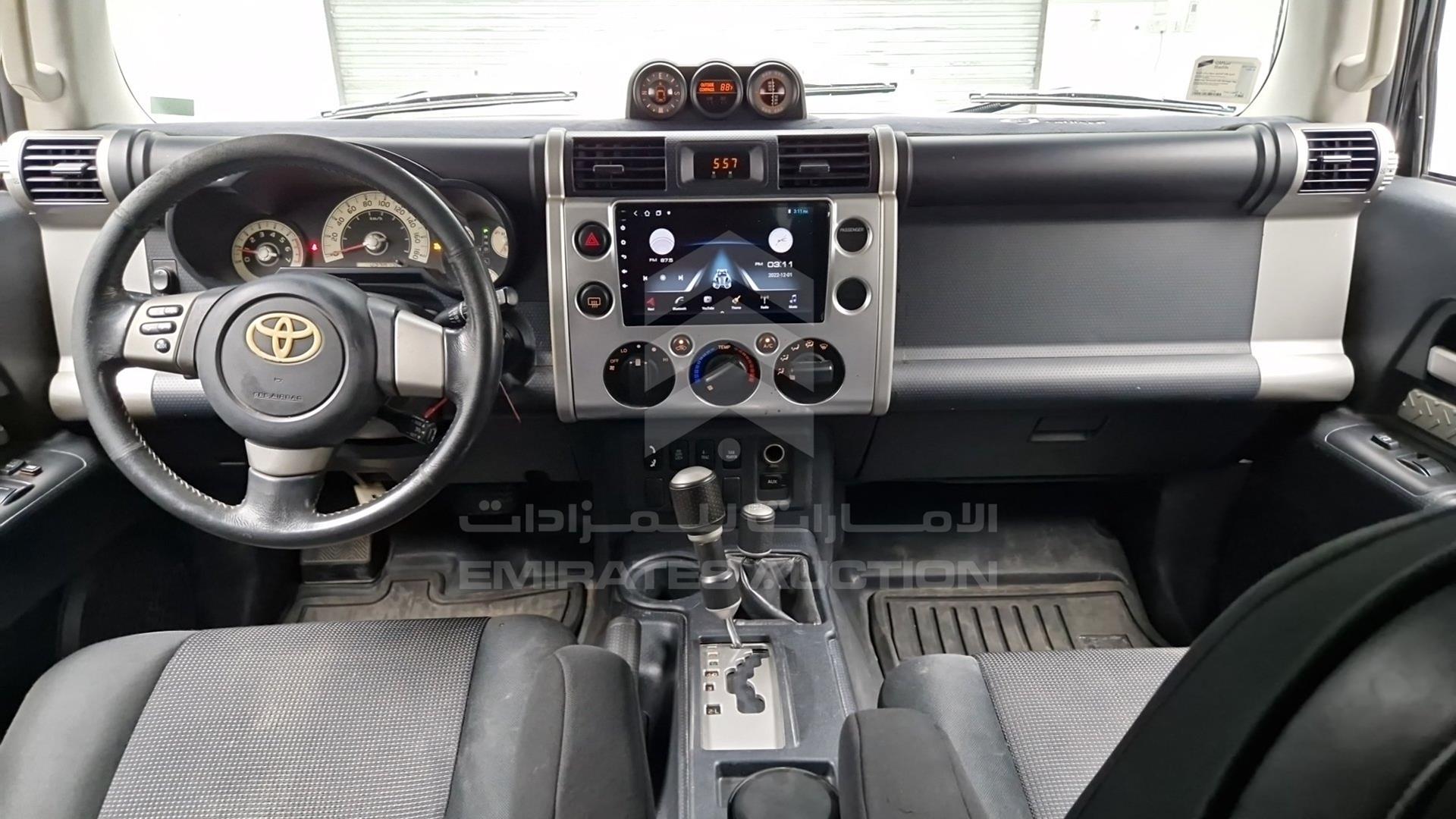 2008 TOYOTA FJ CRUISER VIN: JTEBU11F28K028254