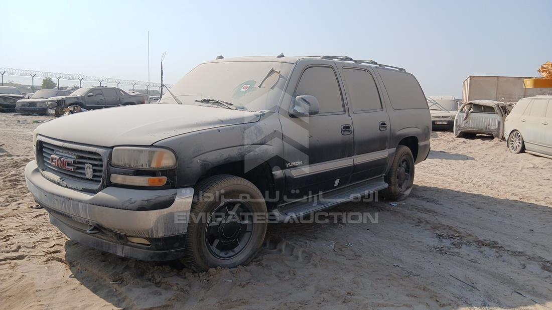 2005 GMC Yukon — Front Left Angle — Photo 5