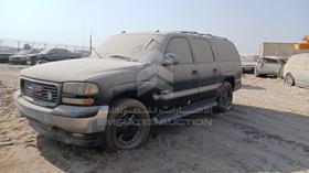 2005 GMC Yukon — Front Left Angle — Photo 5 — Thumbnail