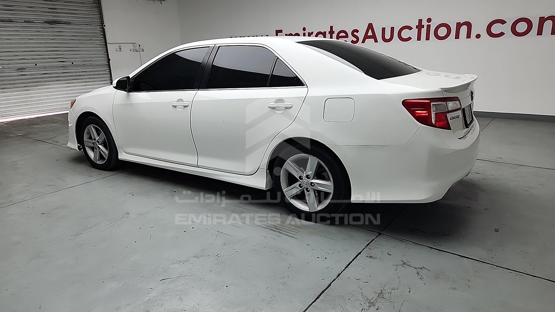 2014 TOYOTA CAMRY VIN: 4T1BF1FK3EU335853