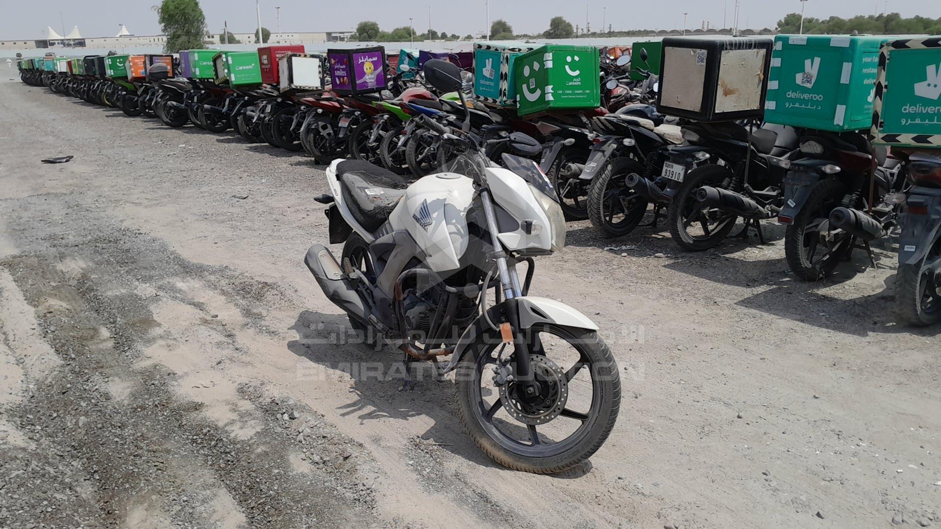 2018 HONDA UNICORN VIN: ME4KC20B4J8003181