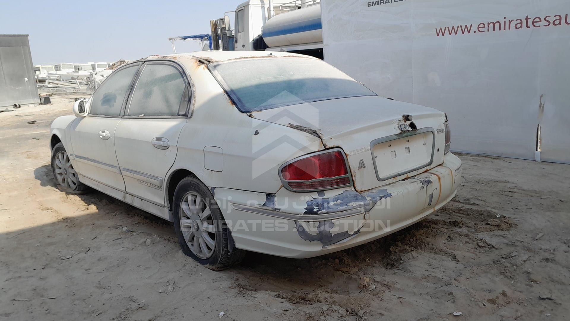 2003 HYUNDAI SONATA VIN: KMHEN41F43A822618