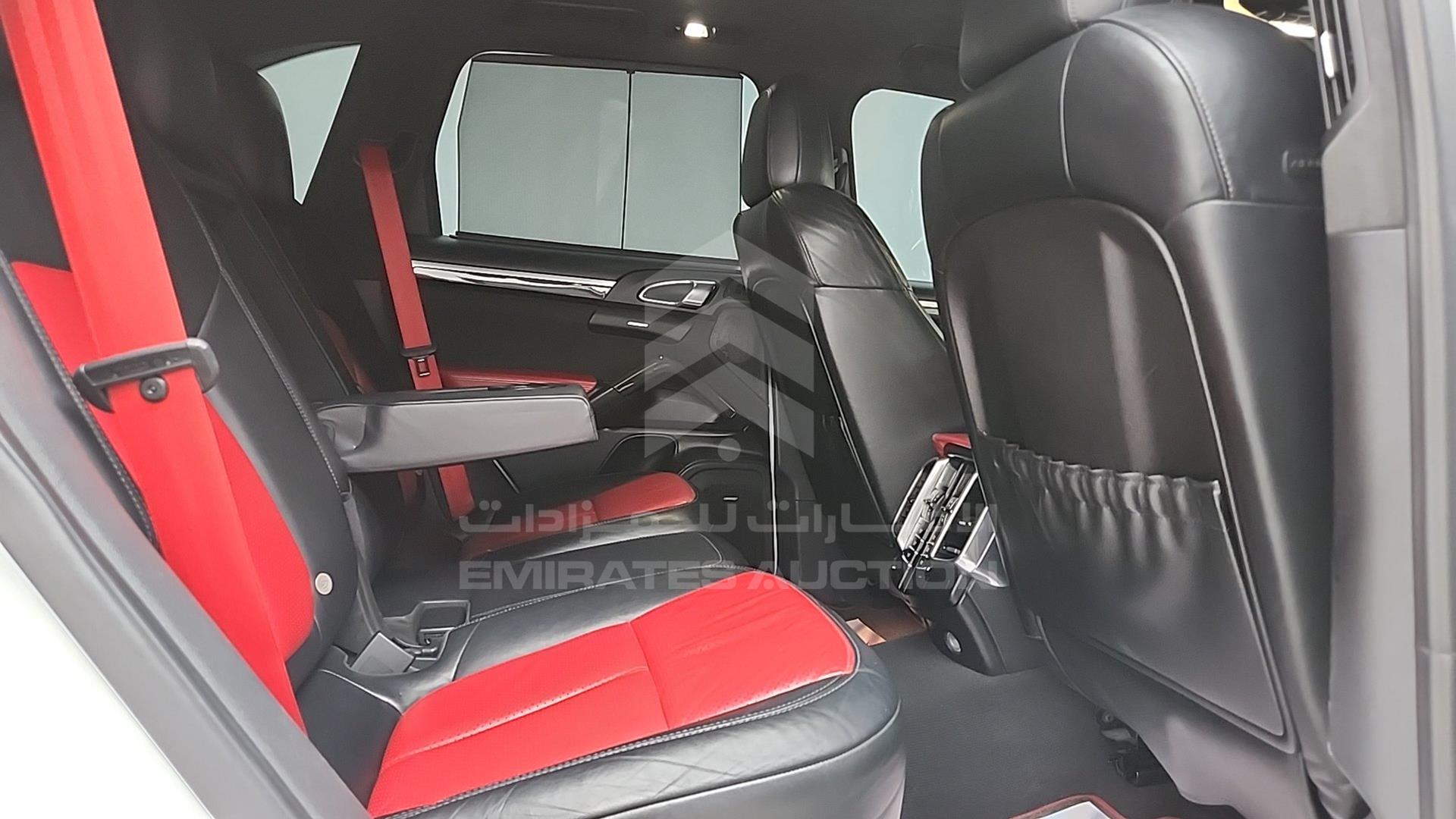 2013 PORSCHE CAYENNE VIN: WP1ZZZ92ZDLA74155