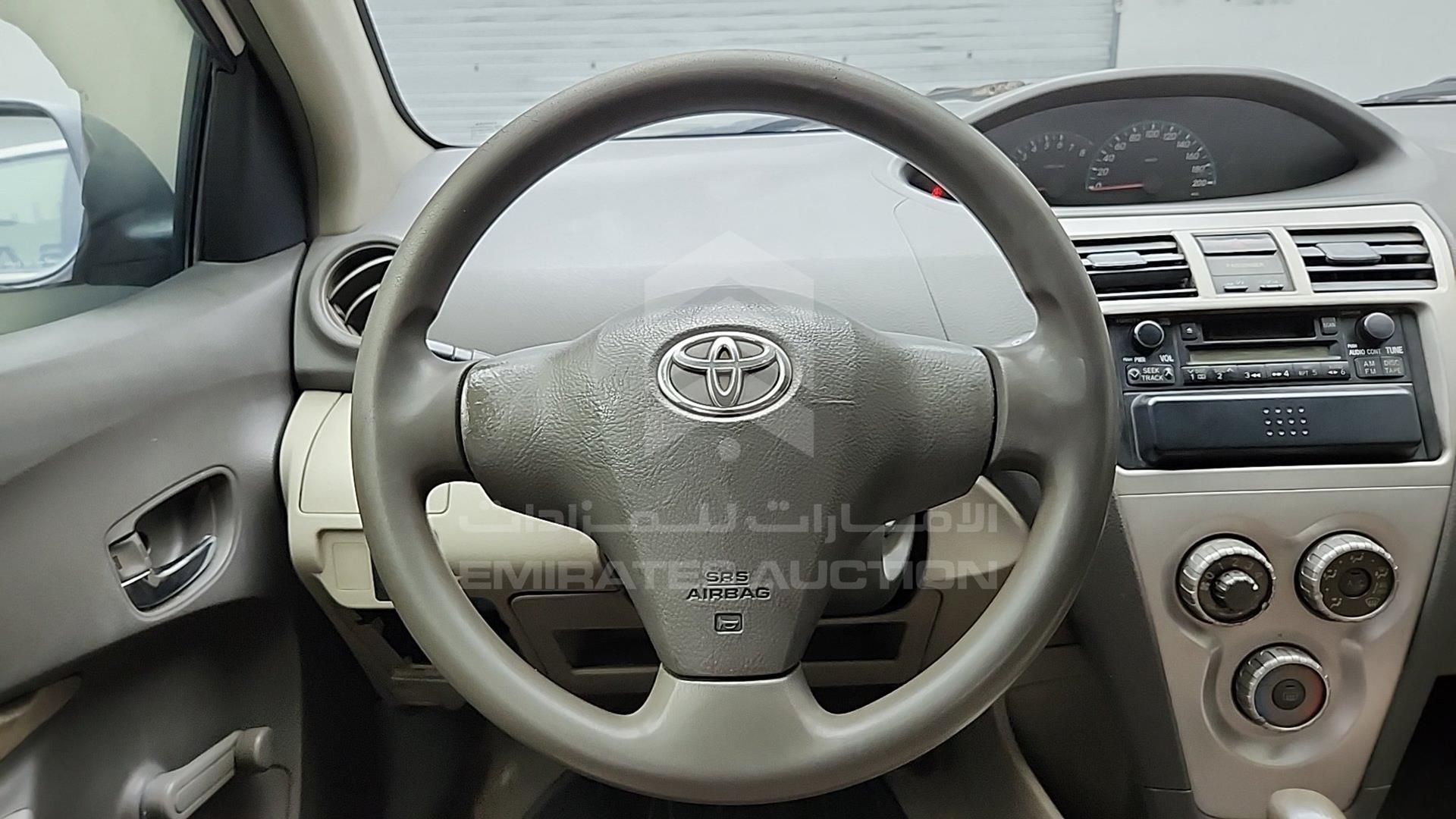 2009 TOYOTA YARIS VIN: JTDBW923294025975