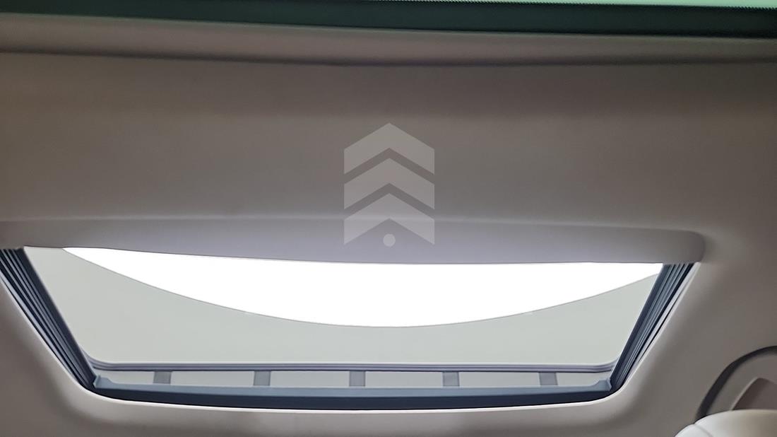2016 Nissan Maxima — Sun Roof View — Photo 22