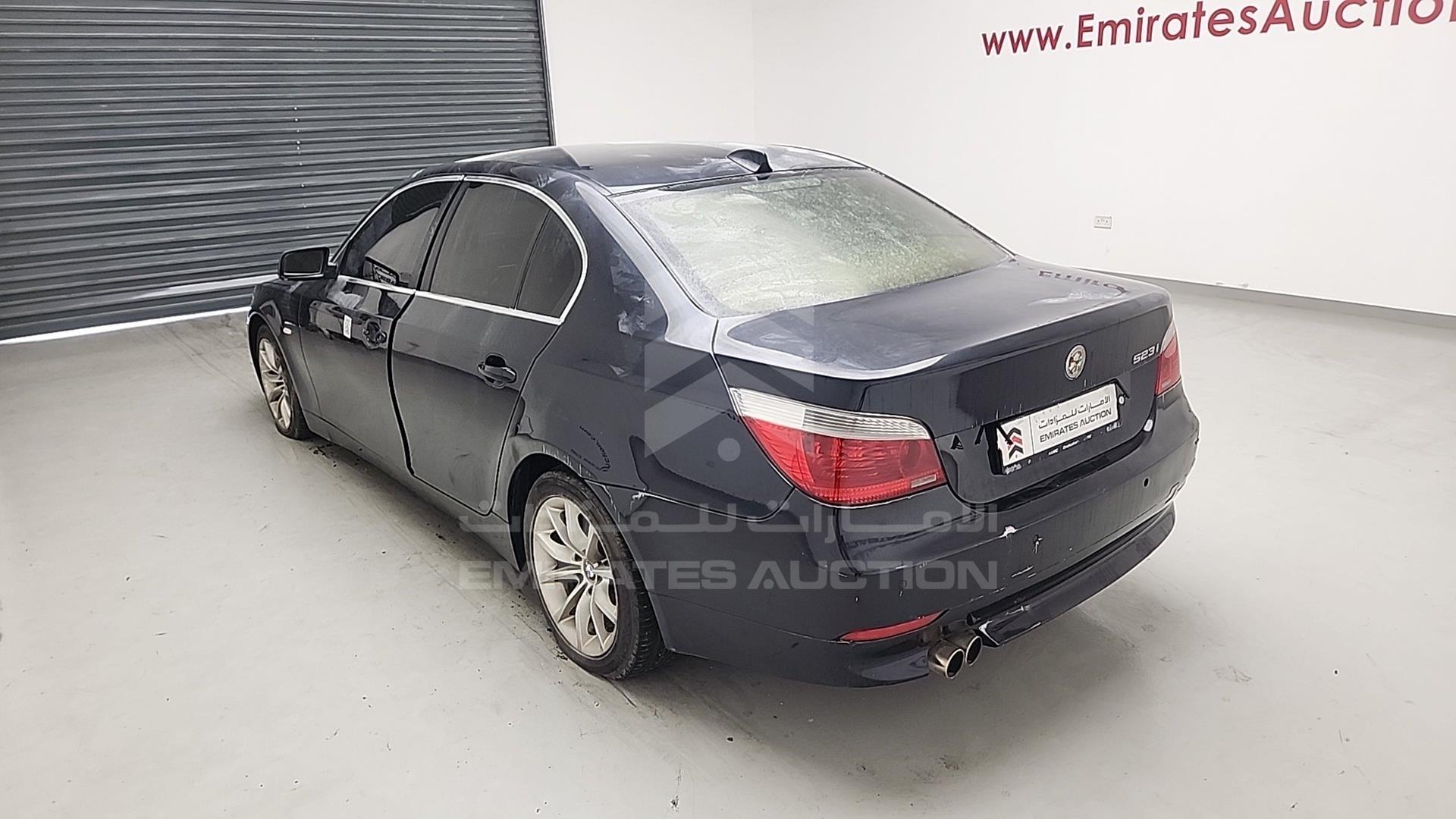 0 BMW 523I VIN: WBANE310X0B953095