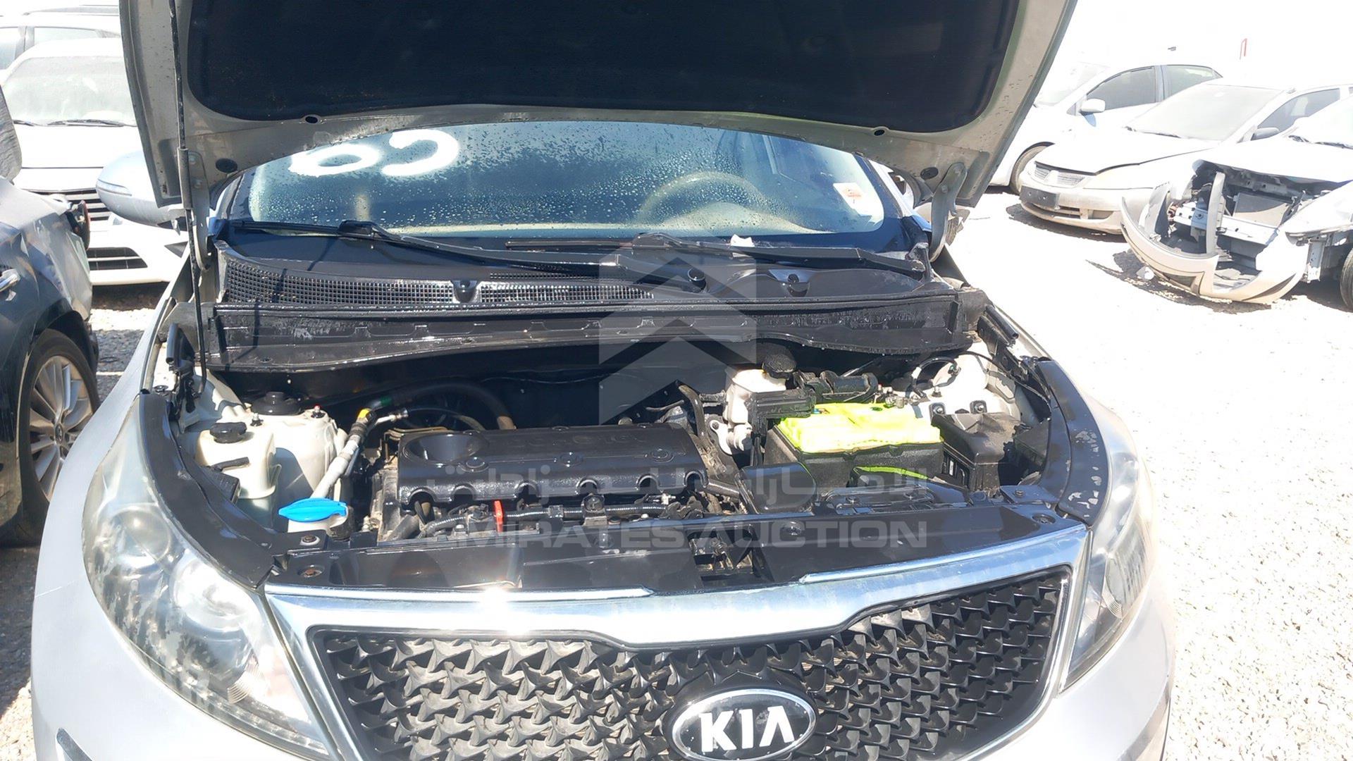 2016 KIA SPORTAGE VIN: KNAPC8129G7801223