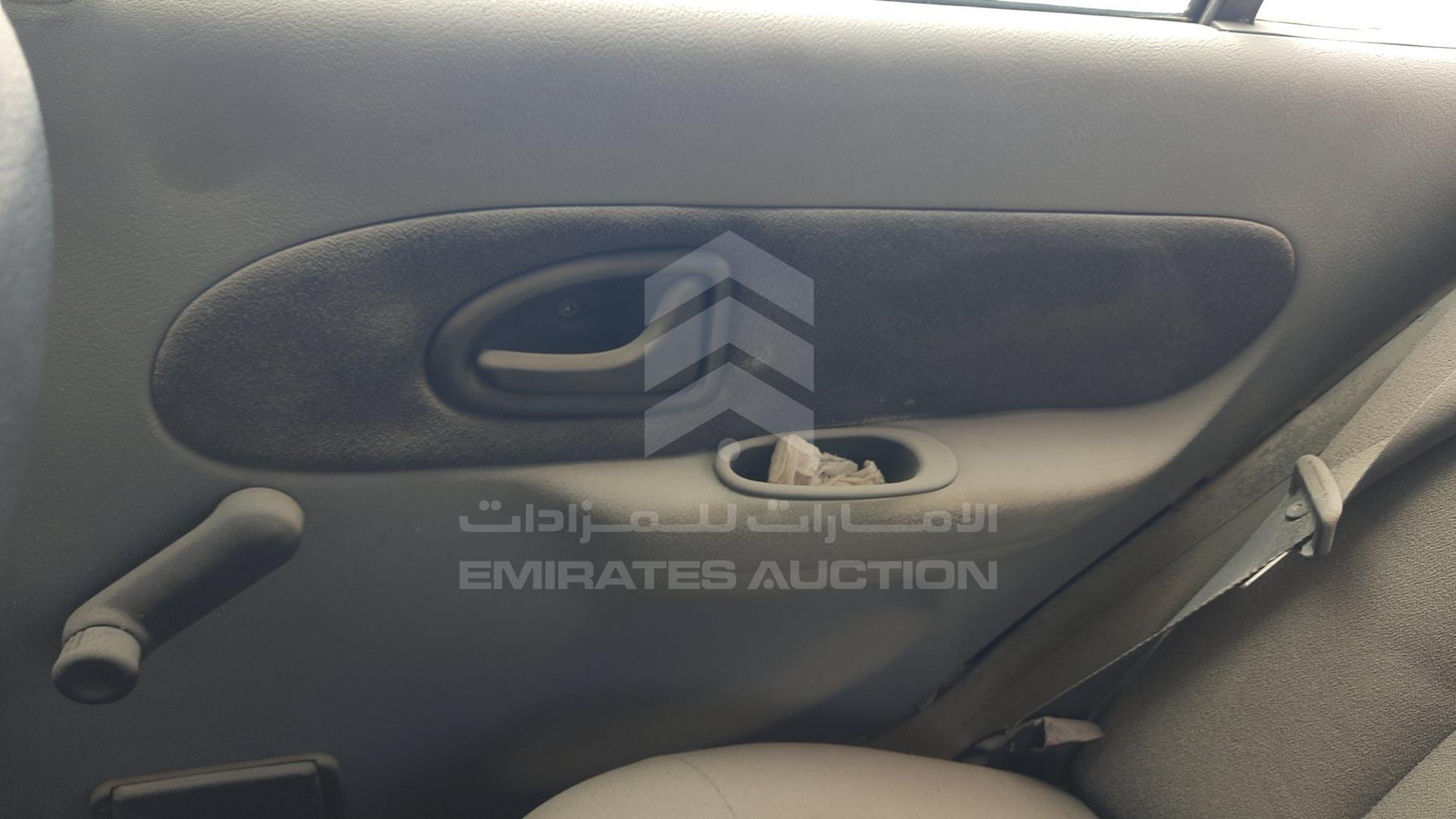 2006 RENAULT CLIO VIN: VF1EC13106R547165