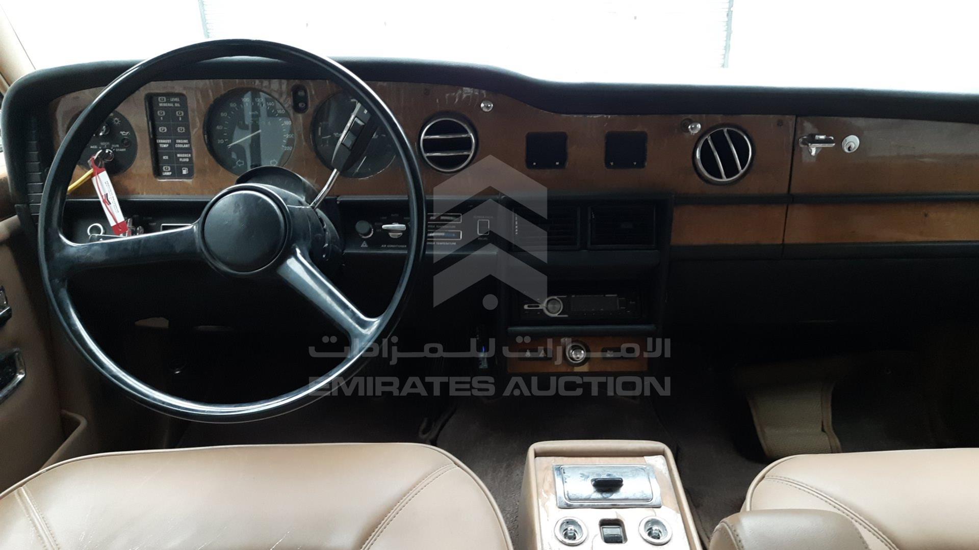 1987 ROLLS-ROYCE SILVER SPUR VIN: SCAZS0004HCX21487
