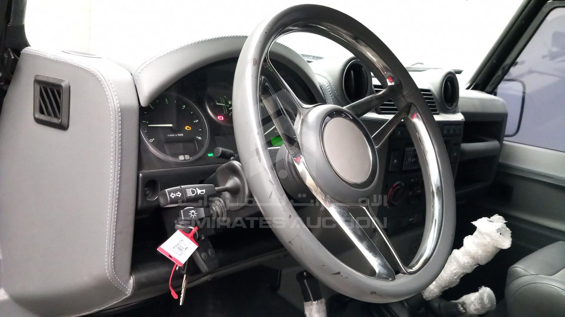 2013 LAND ROVER DEFENDER VIN: SALLDHMR8DA441729