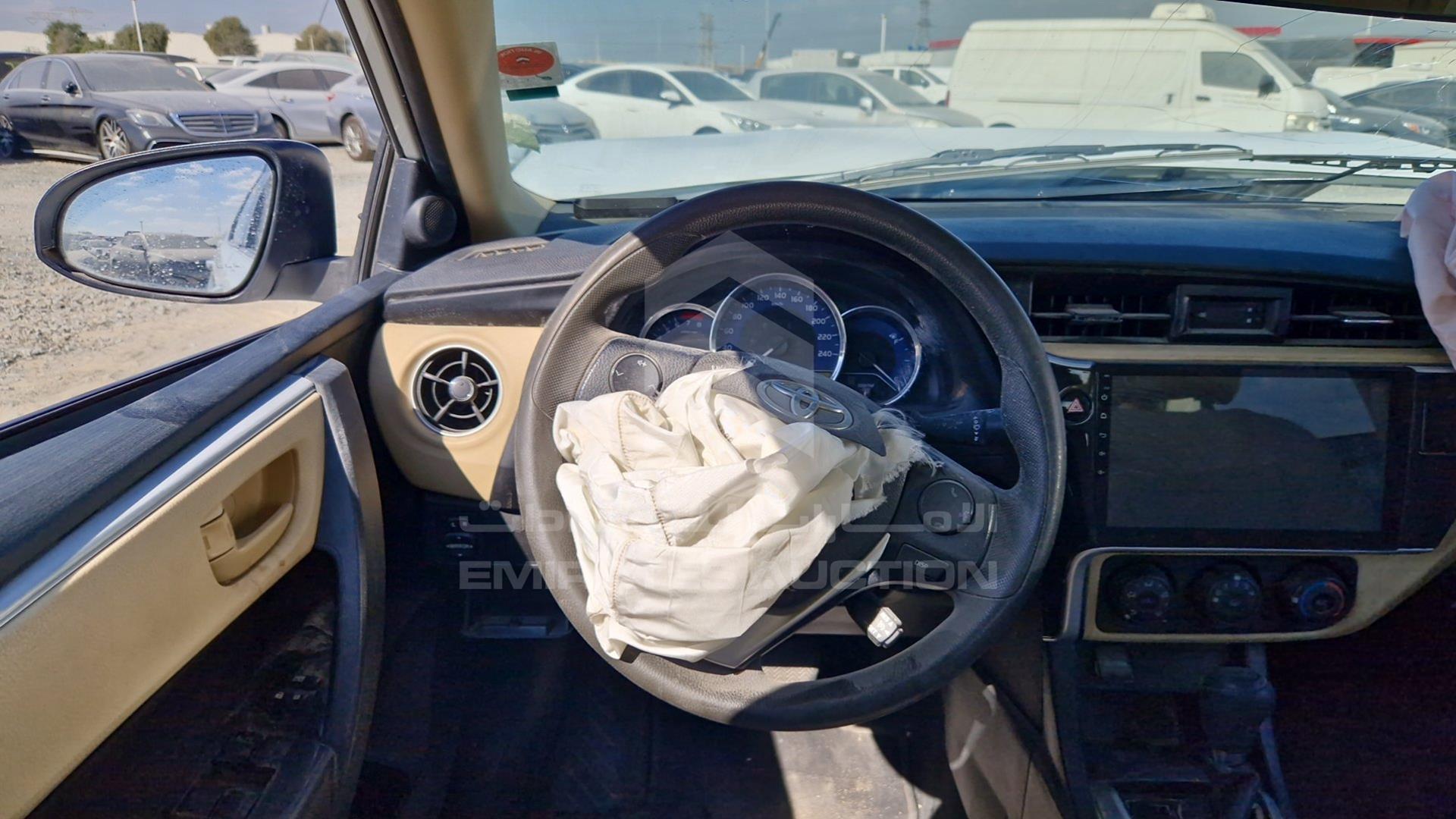 2019 TOYOTA COROLLA VIN: RKLBL9HE4K5267784