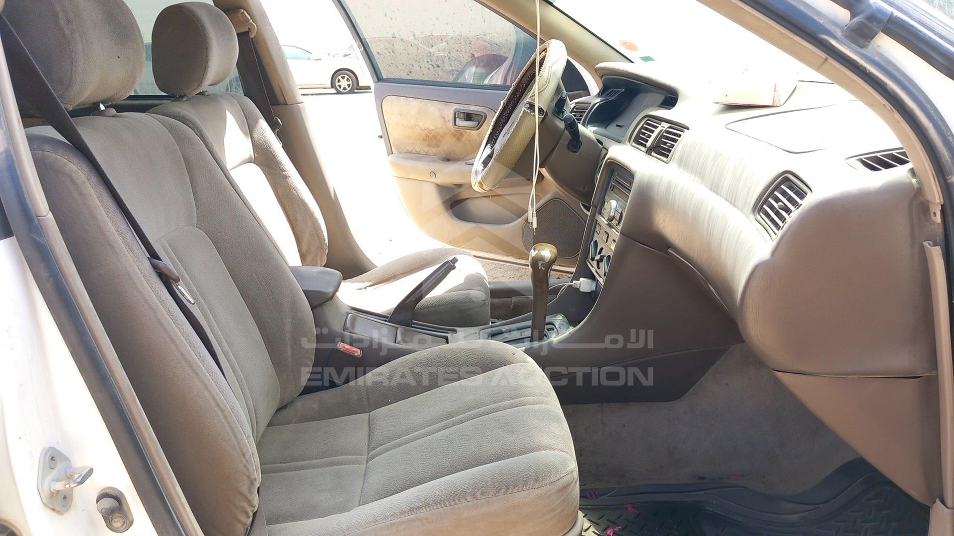 2000 TOYOTA CAMRY VIN: 4T1BG22K0YU993661