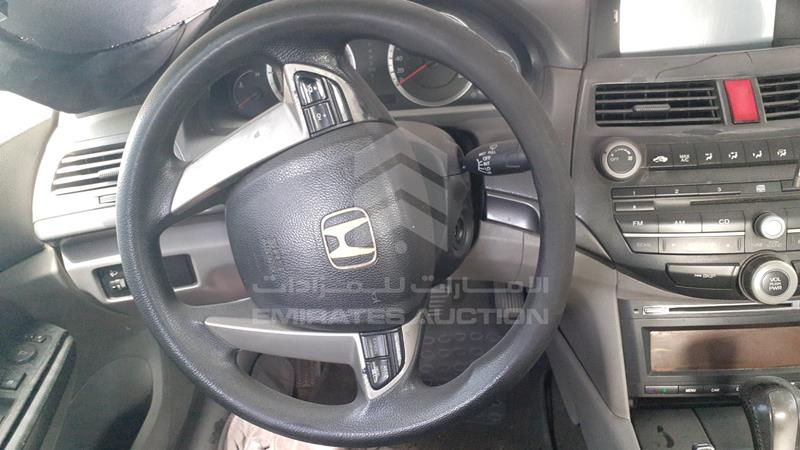 JHMCP26328C404867 Auction: EmiratesAuction Lot: 412009 JHMCP26328C404867 Honda Accord 2008 SILVER Photo 13