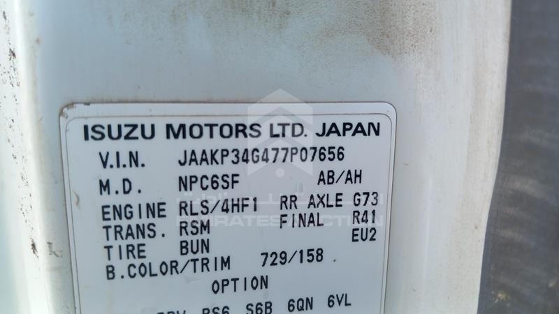 JAAKP34G477P07656 2007 Isuzu NPR photo 2