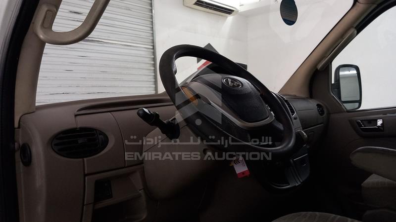 LSKG5GC17FA210380 Auction: EmiratesAuction Lot: 407826 LSKG5GC17FA210380 Maxus V80 2015 WHITE Photo 11