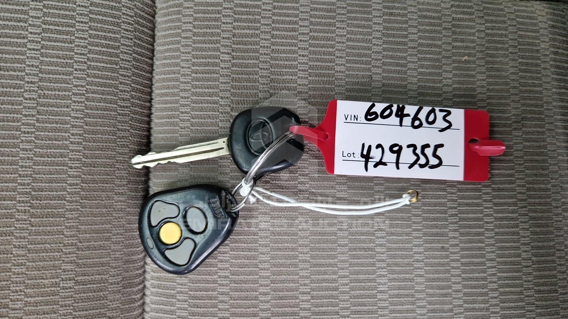 2005 TOYOTA CAMRY VIN: 4T1BF32K95U604603