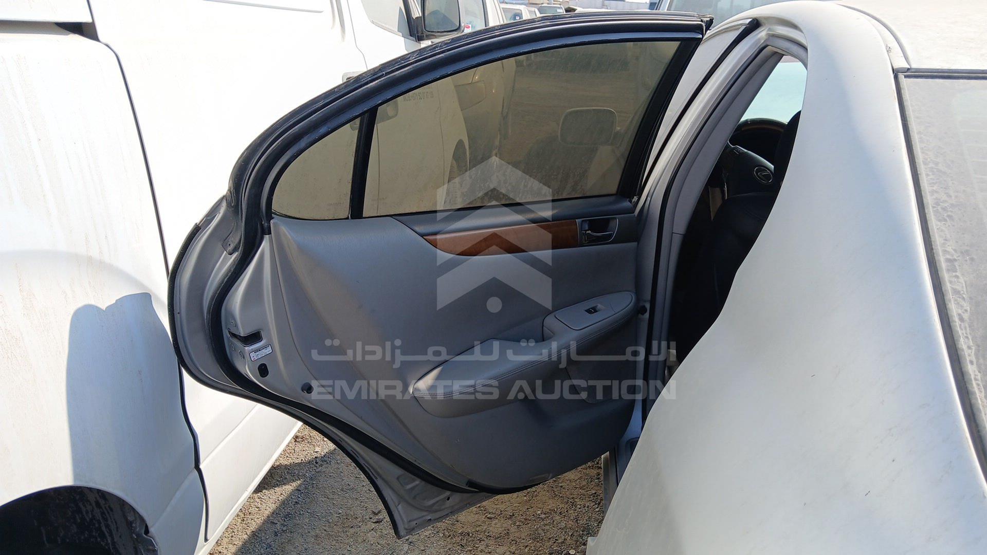 2005 LEXUS ES 330 VIN: JTHBA30GX65151698