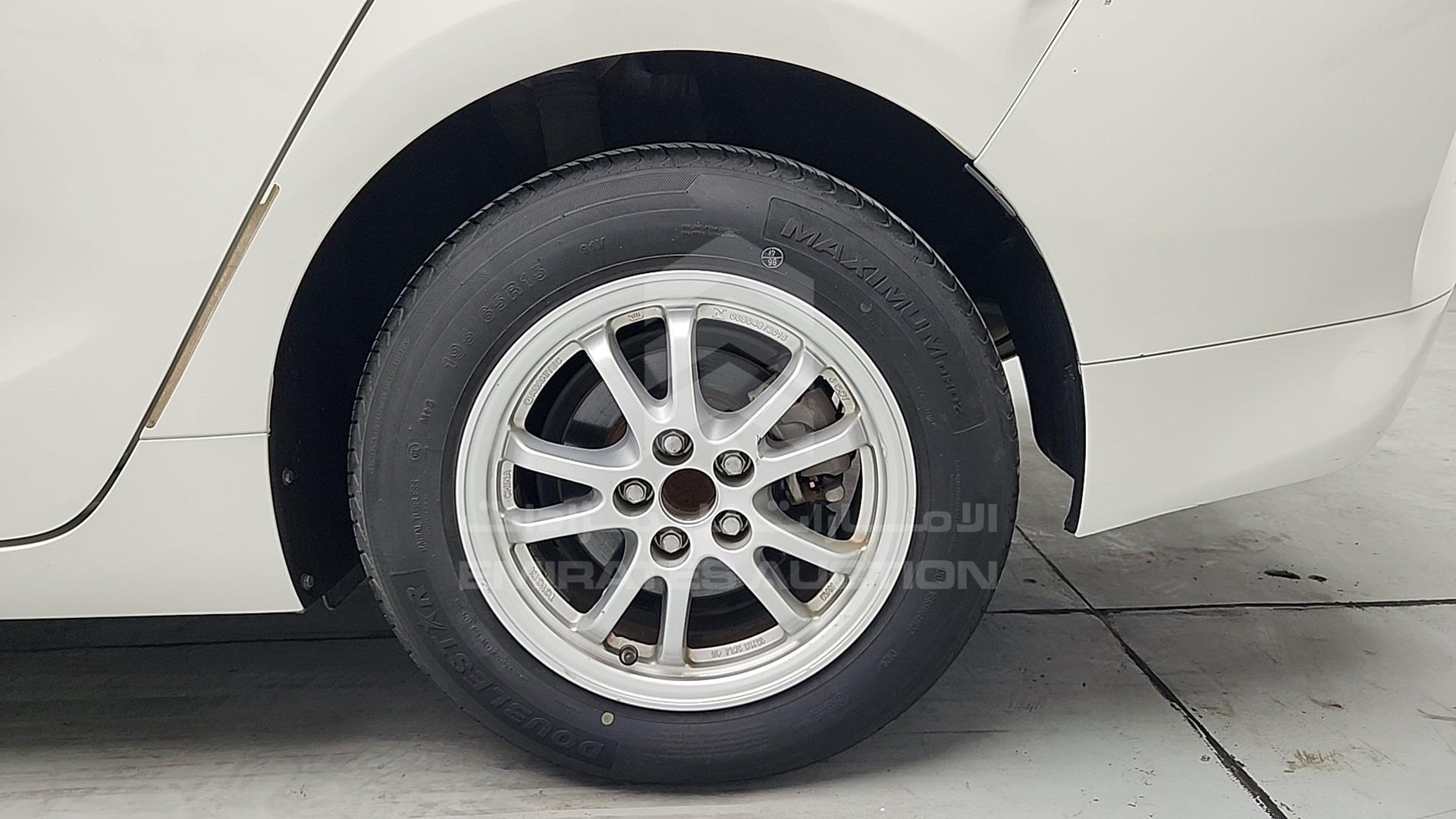 2017 TOYOTA PRIUS VIN: JTDKB3FU3H3577257