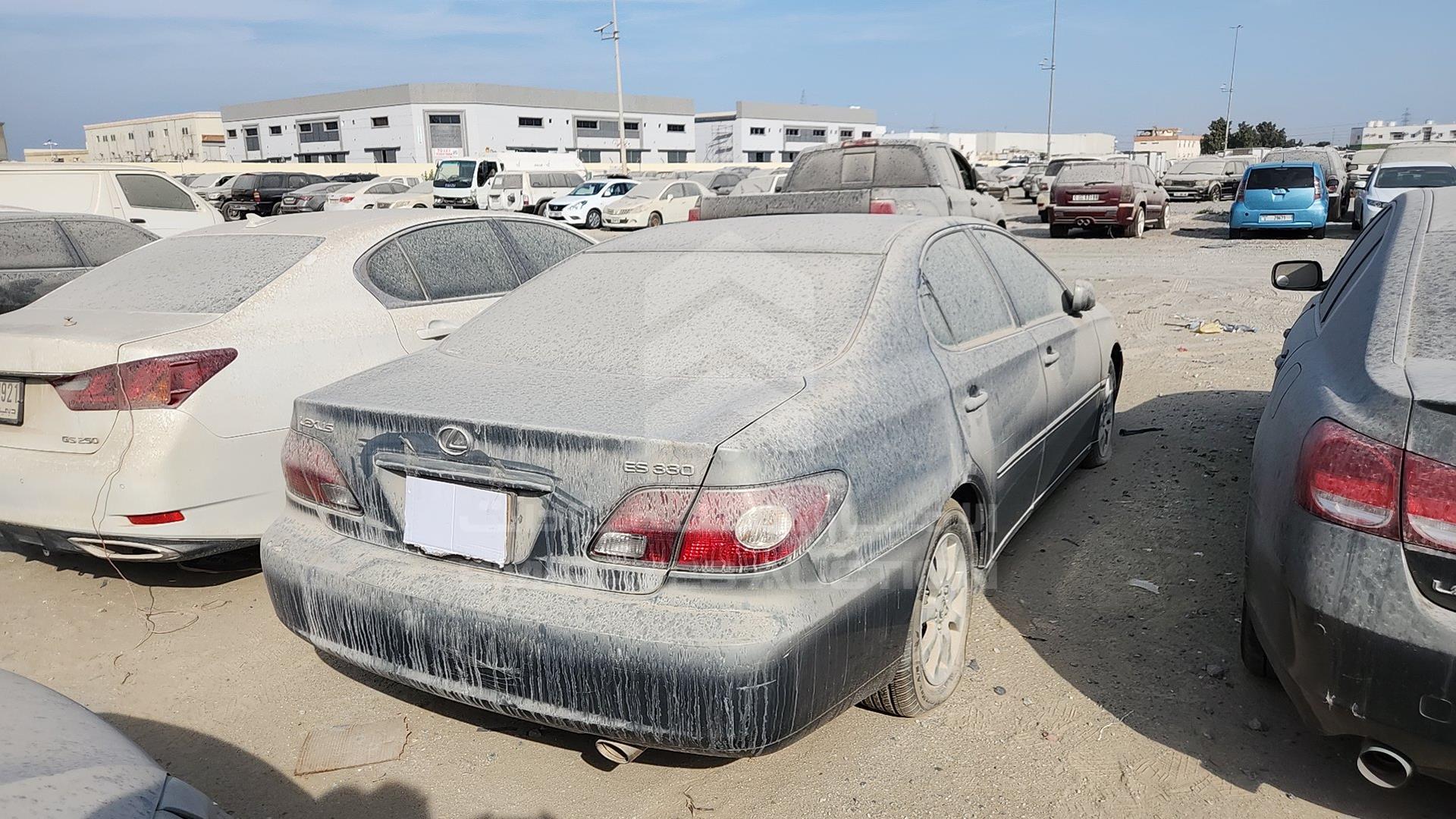 2004 LEXUS ES 330 VIN: JTHBA30G445005214